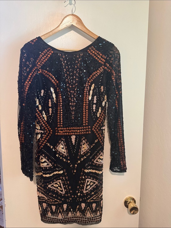 Dresses & Skirts - Black Sequin Beaded Long Sleeve Cocktail Dress